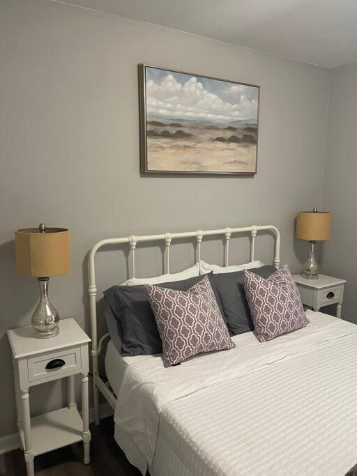 The Bernice - 2 Bedroom Apt In Quilt Town, Usa Hamilton Luaran gambar