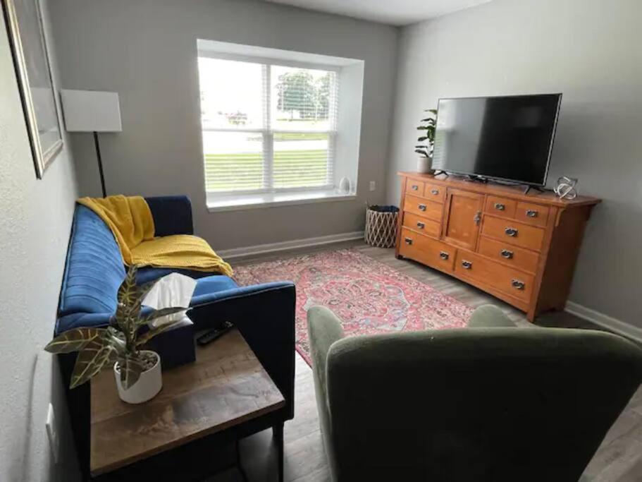 The Bernice - 2 Bedroom Apt In Quilt Town, Usa Hamilton Luaran gambar