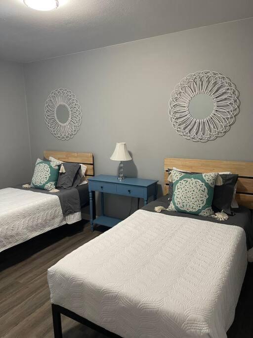 The Bernice - 2 Bedroom Apt In Quilt Town, Usa Hamilton Luaran gambar